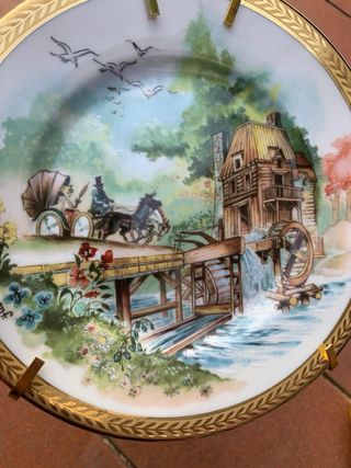 Piatto decorativo vintage in porcellana francese