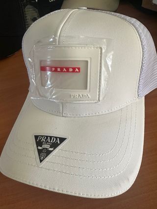 Gorra Prada Blanca