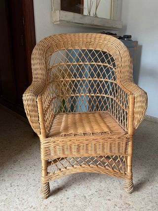 Sillón de mimbre estilo ratán