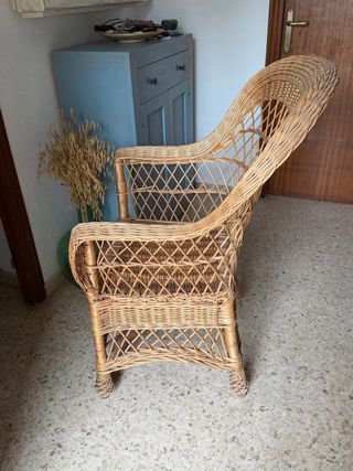 Sillón de mimbre estilo ratán