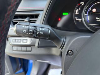 Lexus UX 2.0 250h F Sport