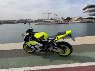Honda CBR1000RR 2004
