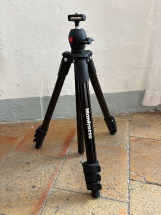 Trípode Manfrotto Compacto Ligero