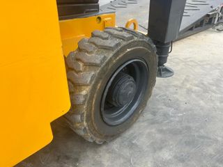 PLATAFORMA TIJERAS DIESEL HAULOTTE HA 12 SX