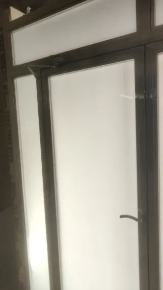 Puerta Acero Inoxidable y Cristal Seguridad