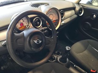 MINI One D 2012