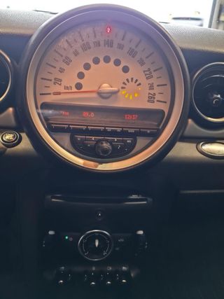 MINI One D 2012