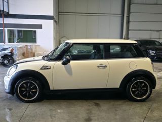 MINI One D 2012