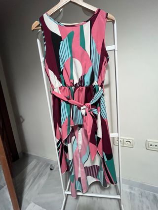 Camisa sin mangas asimétrica larga S sin uso