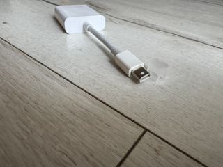 Adaptador Apple MacBook Thunderbolt A1307 Blanco
