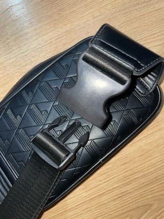 Bandolera Lacoste Negra