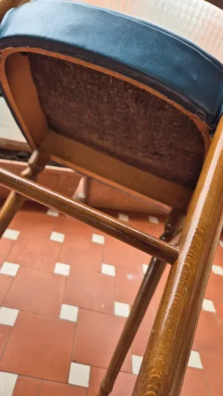 Silla vintage de madera maciza