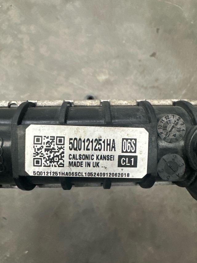 Radiador Refrigerante 5Q0121251HA