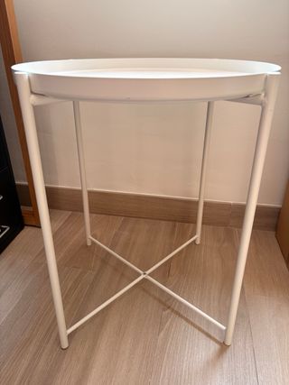 Mesa auxiliar IKEA Gladom blanca