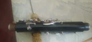 Clarinete Amati Kraslice ACL 605 con estuche