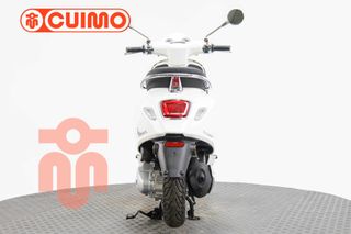 VESPA PRIMAVERA 125