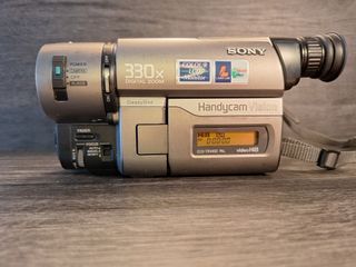 Videocámara Sony Handycam CCD-TRV46E Hi8