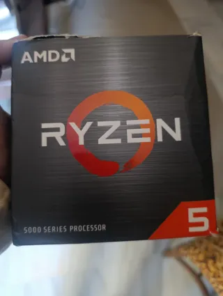 Disipador AMD Ryzen 5 5600 sin usar