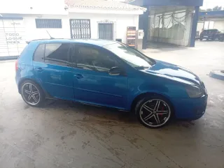 Volkswagen Golf 2005
