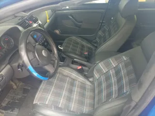 Volkswagen Golf 2005