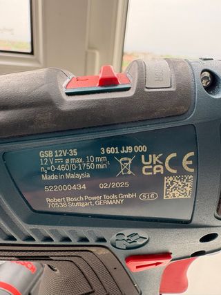 Taladro Percutor Bosch GSB 12V-35 mas cargador mas