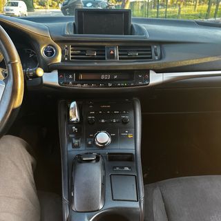 Lexus CT 200h hibrid  2013 ( cambio bataria 2021 )