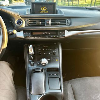 Lexus CT 200h hibrid  2013 ( cambio bataria 2021 )