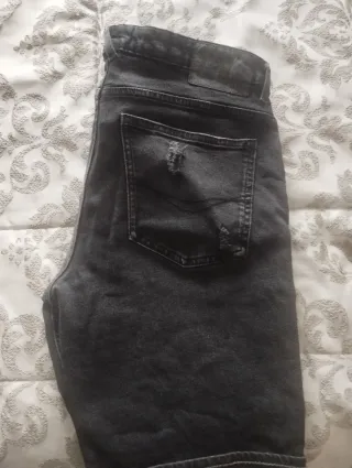 Pantalón corto vaquero de chico ,Pull&Bear negro T