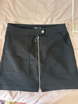 Falda Bershka Negra Talla L