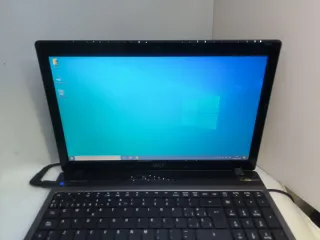 Ordenador portátil Acer 5750