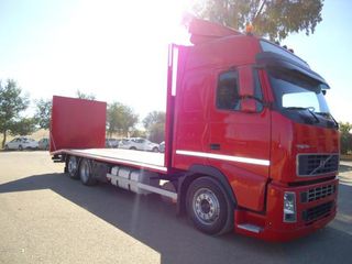 Volvo FH 400-CAMIONES PORTAMAQUINARIAS