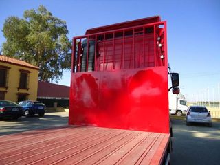 Volvo FH 400-CAMIONES PORTAMAQUINARIAS