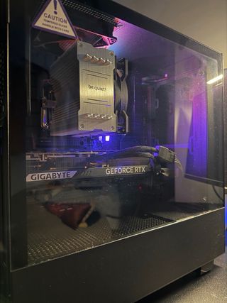 PC Gaming RTX 5070 Ryzen 9 7900X3D 64GB RAM DDR5