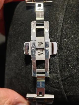 Seiko Premier Bicolor Reloj  perfil plano