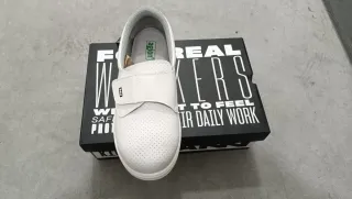 Zapatos de trabajo Kingsman blancos
