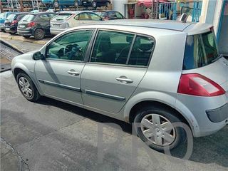 PILOTO TRA. DCHO. Renault Megane II Berlina 5P (10.2002->) 1.5 Authentique [1,5 Ltr. - 74 kW dCi Diesel]