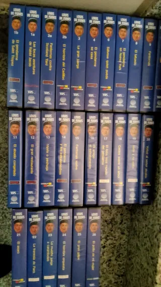 Lote 27 Películas VHS Louis de Funes