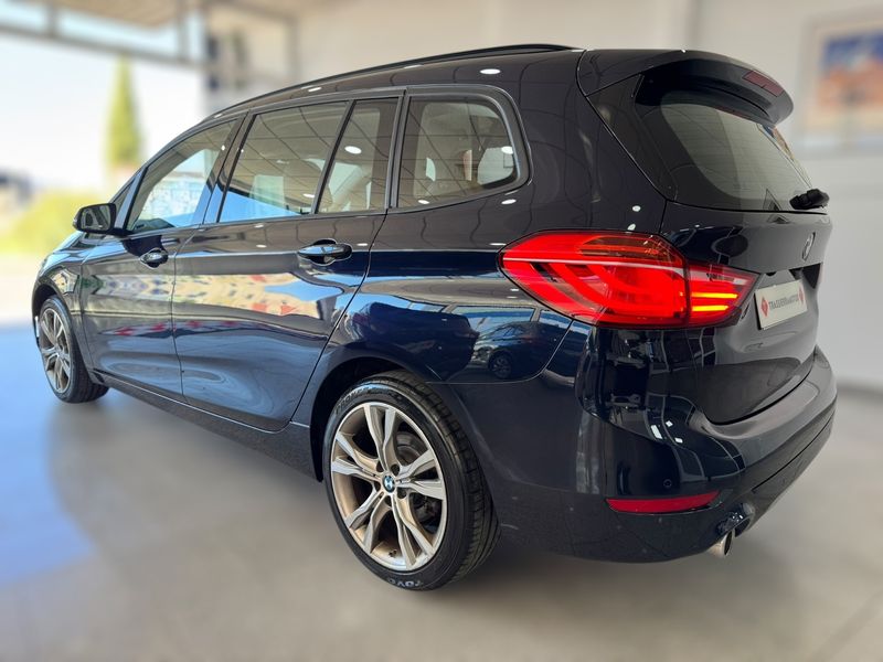 BMW Serie 2 2019, foto 12