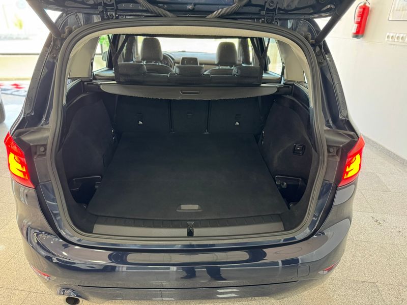 BMW Serie 2 2019, foto 18