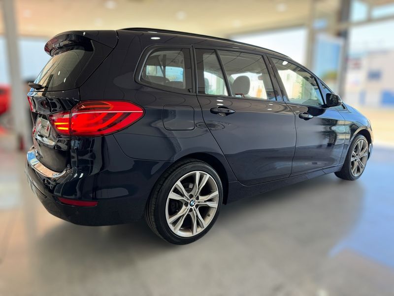 BMW Serie 2 2019, foto 23