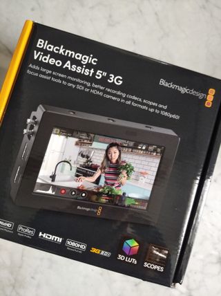 Blackmagic Video Assist 5 3G Monitor