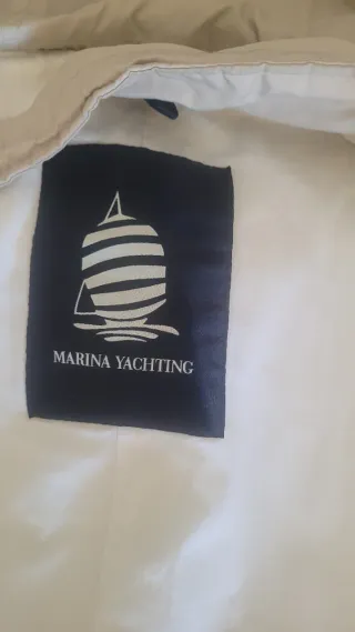 Giacca impermeabile beige sahariana