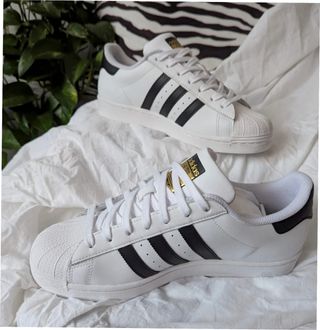 Adidas Superstar Talla 36 Blanco y Negro