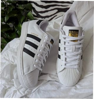 Adidas Superstar Talla 36 Blanco y Negro