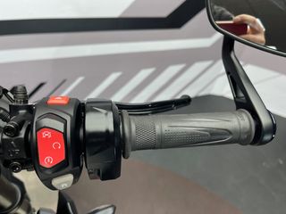 Triumph Street Triple 765 RS Gris