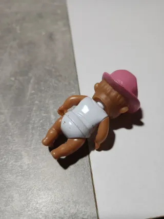 Muñeco Bebé Sheriff con Sombrero Rosa