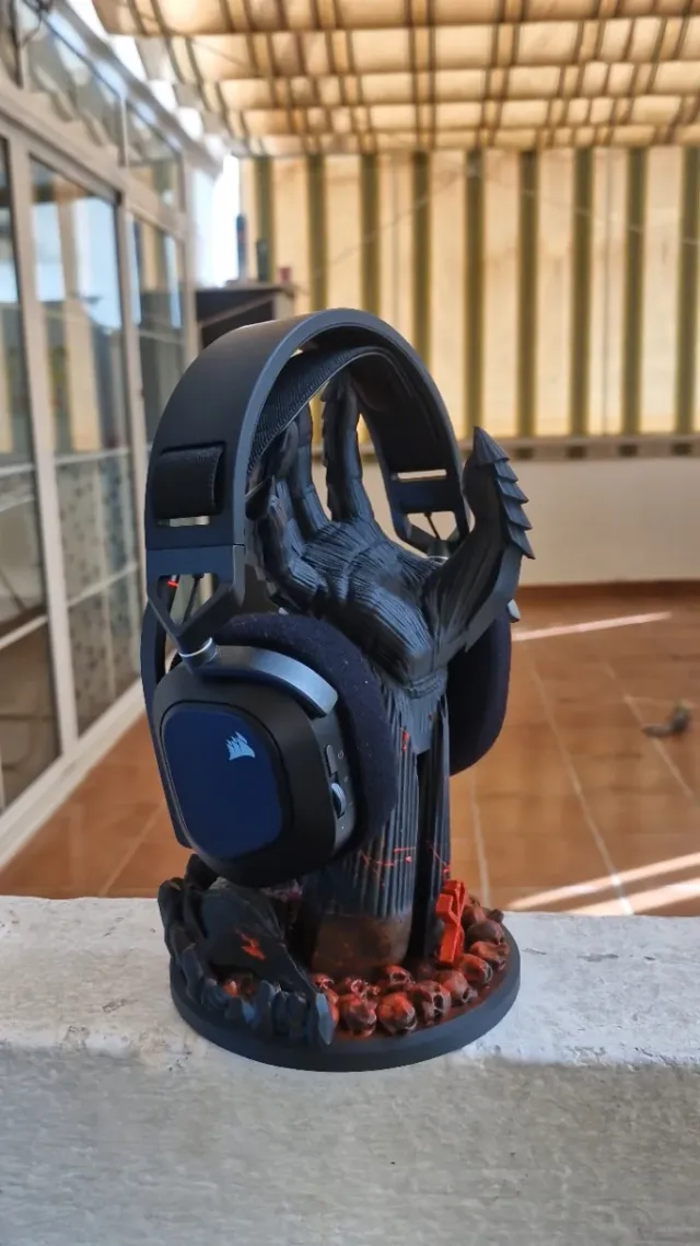 Soporte para cascos Berserk