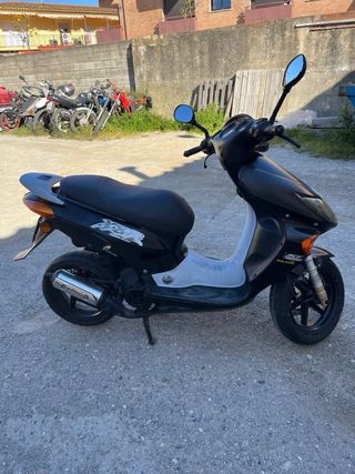 Honda scooter 49