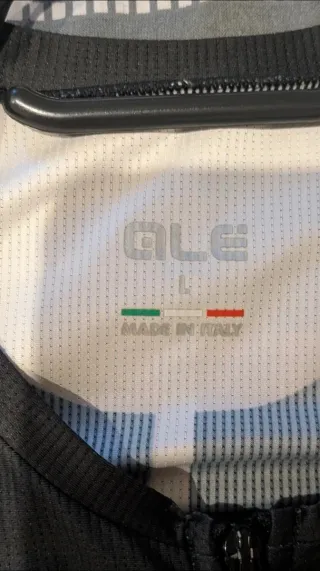 Traje Ciclismo ALE talla L.