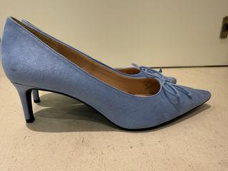 Zapatos de tacón ZARA Trafaluc en color azul cielo